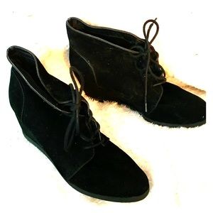 Size 10 Madden Girl wedges